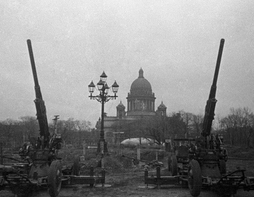 Siege of Leningrad Started - World War II | 8 September 2019